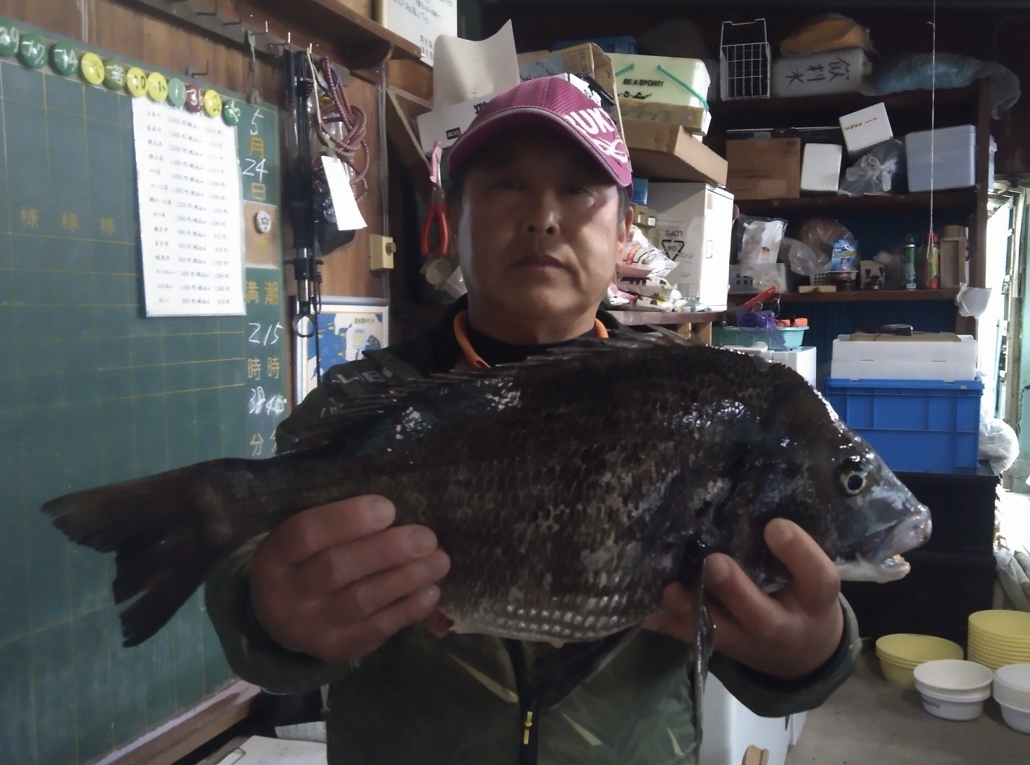 一文字堤で年無しが釣れた*\(^o^)/*サムネイル