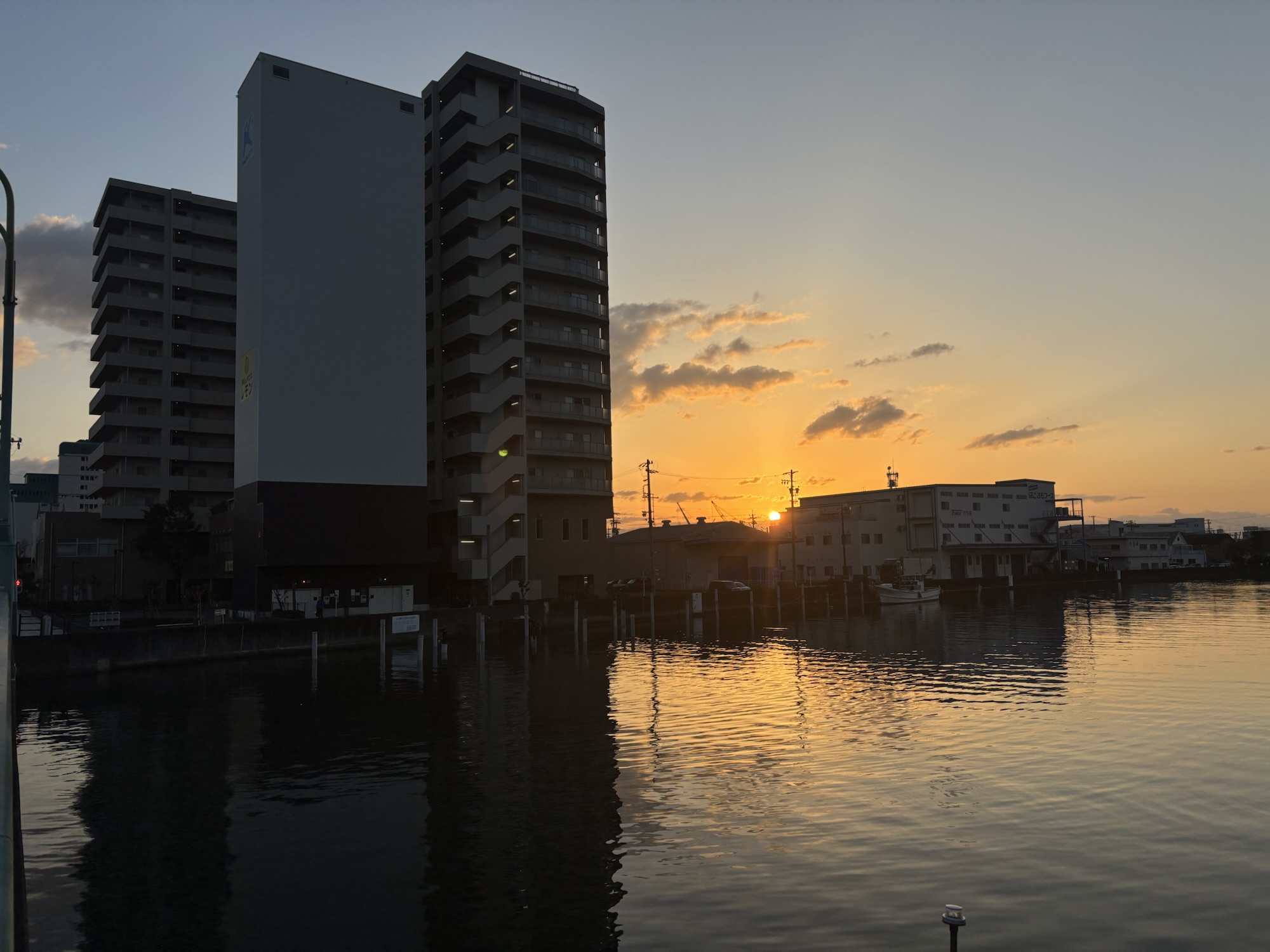 各所でクロダイ釣れた(o^^o)サムネイル