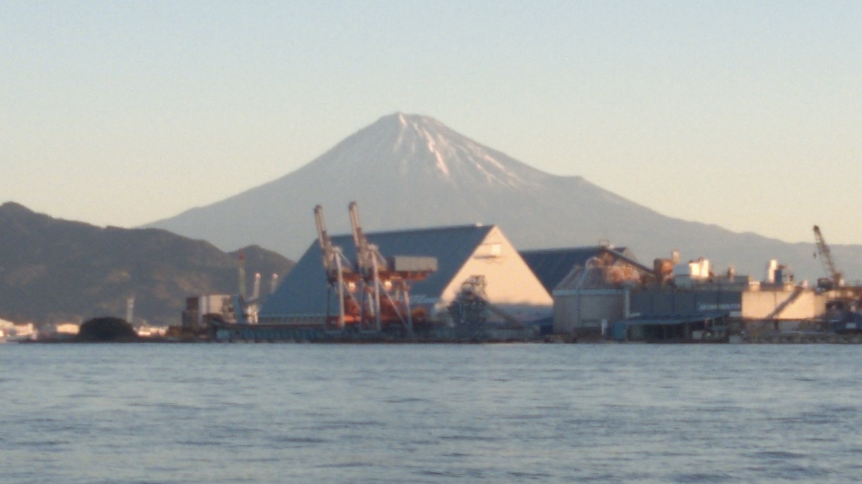 午後から40㎝級の大物釣れる(o^^o)サムネイル