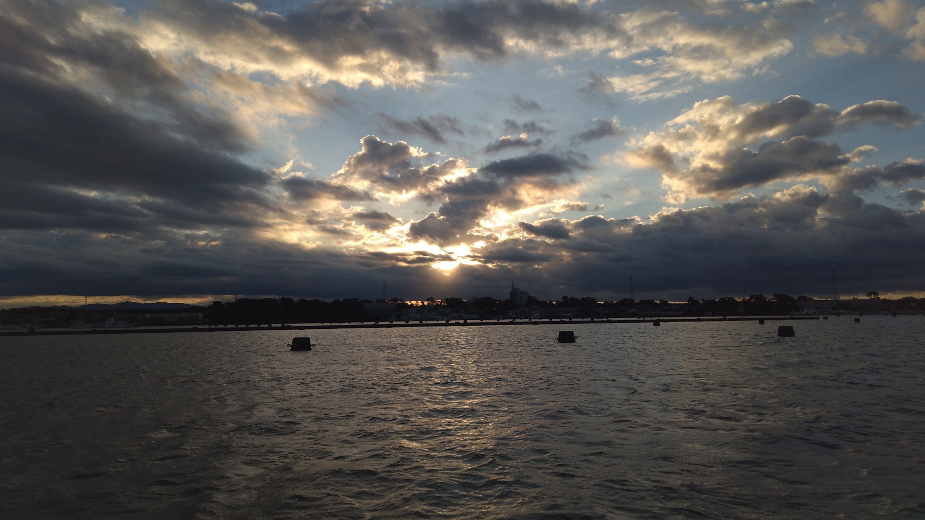 水温低下が著しく本日ゼロ釣果(＞人＜;)サムネイル