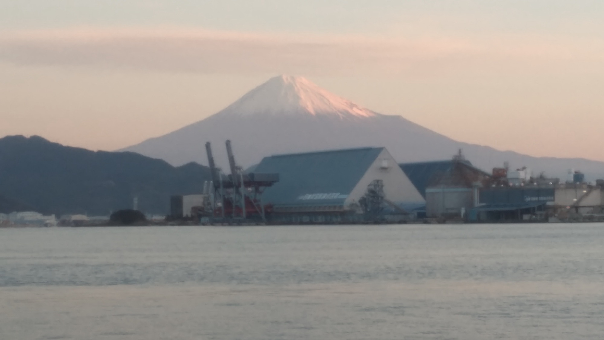 昼から急に西寄りの風が強まる(*_*)サムネイル